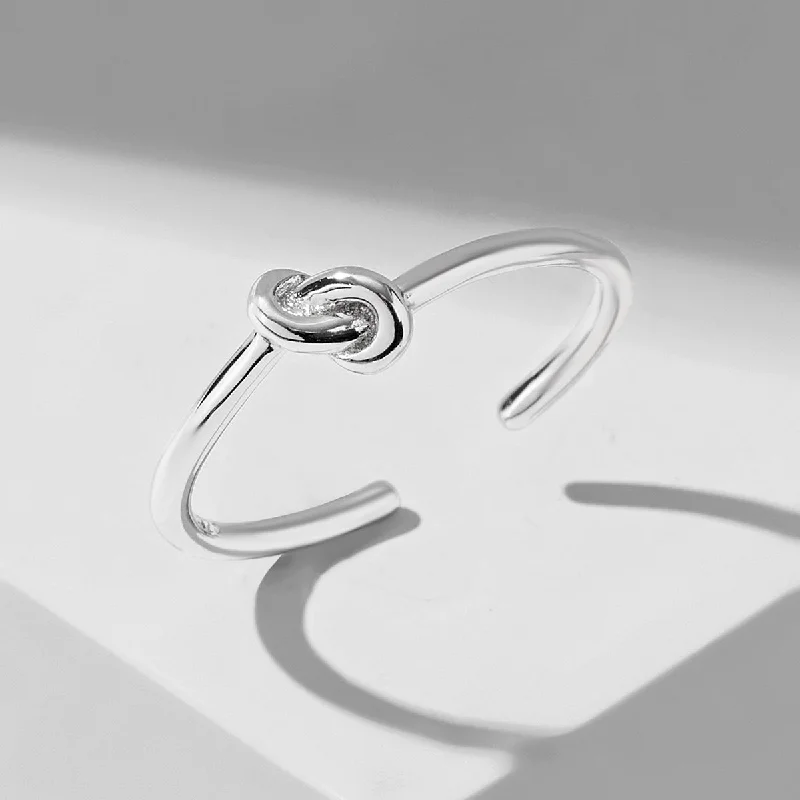 Winding Open Ring-Platinum