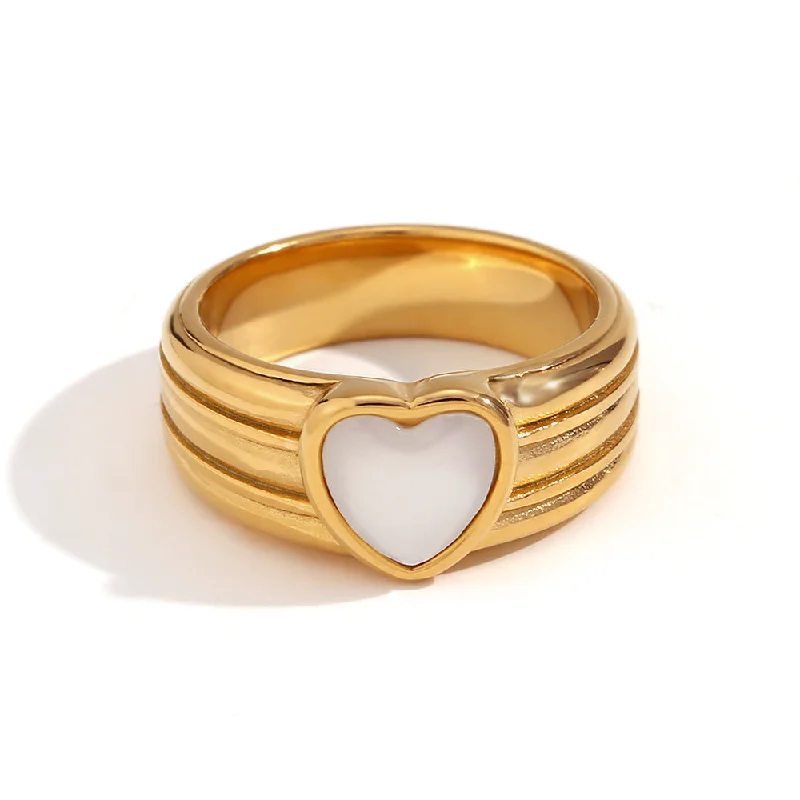 Striped Shell Love Ring - Gold Size 6