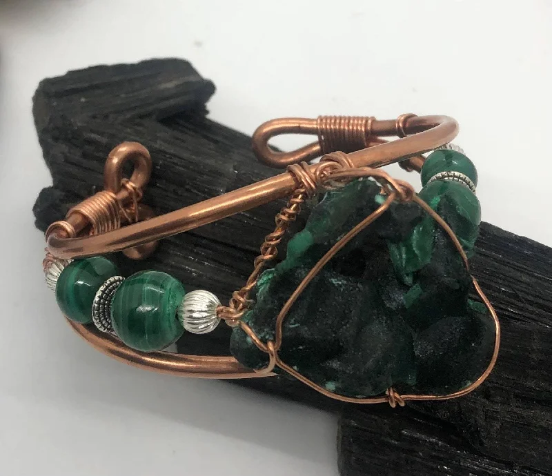 Women’s Adjustable Bracelet-Malachite Fibrous Crystal with Malachite Side Stones Copper Bracelet Wirewrapped