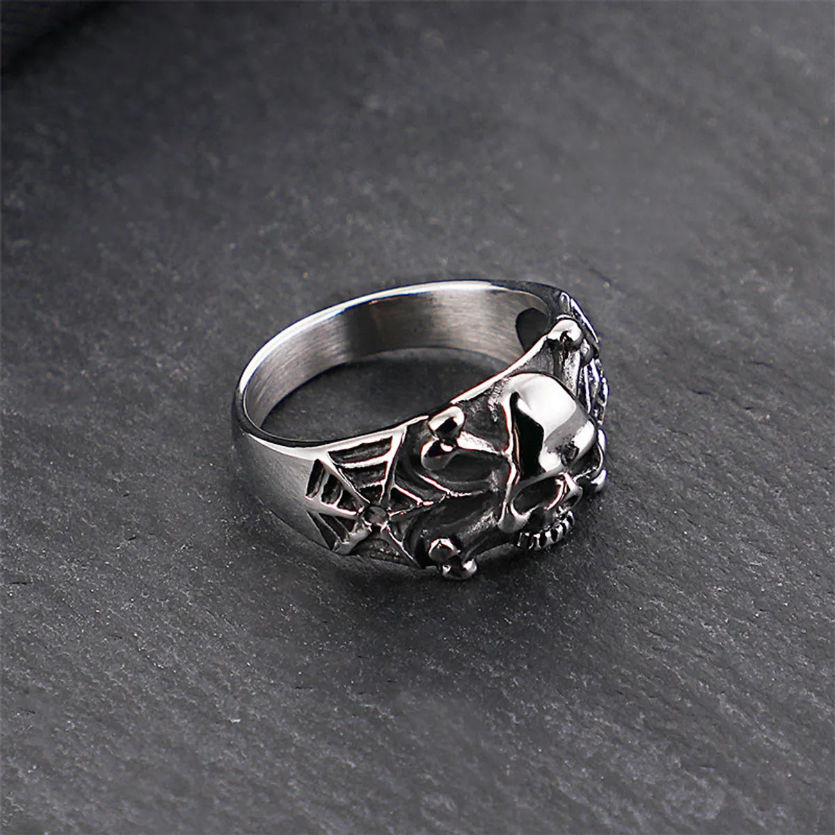 Colorful Engagement Ring-Punk Skull Titanium Steel Stoving Varnish Men'S Rings