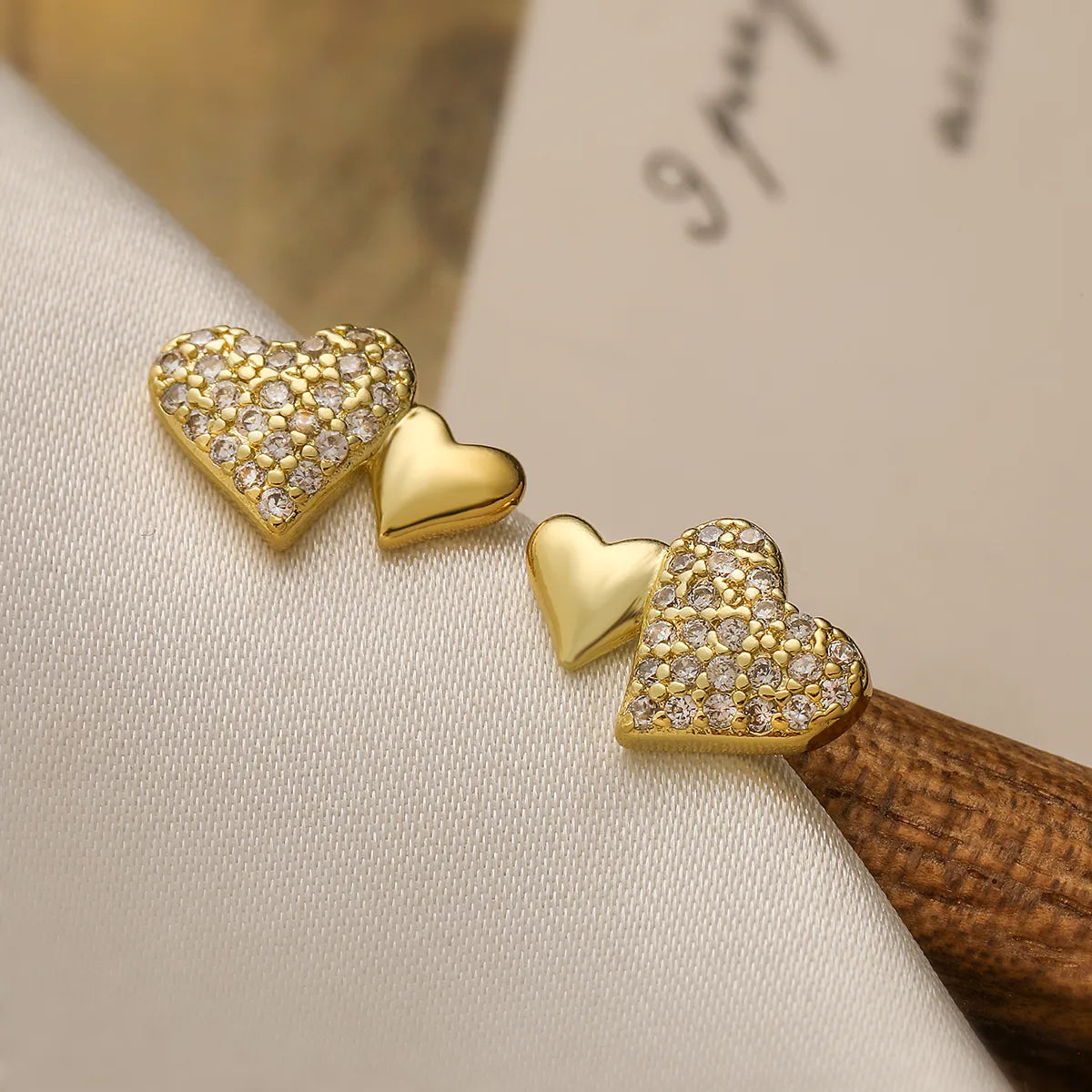 Elegant Opal Wedding Ring-1 Pair Simple Style Commute Heart Shape Plating Inlay Copper Zircon 18K Gold Plated Ear Studs