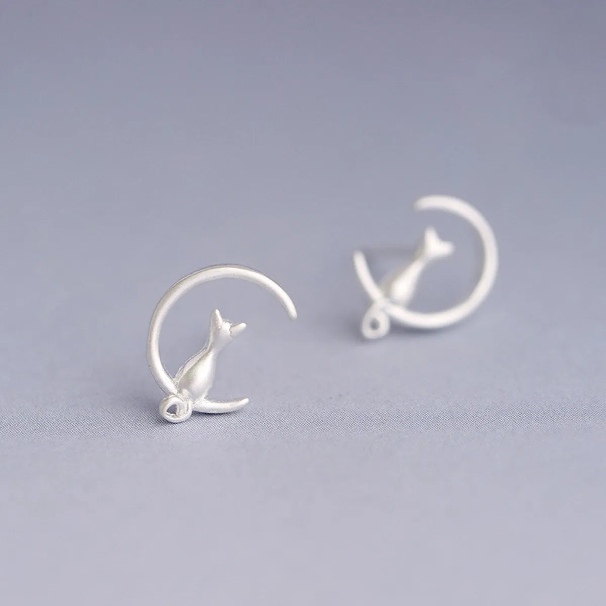 Men’s Engagement Ring-Fashion Moon Cat Sterling Silver Ear Studs 1 Pair