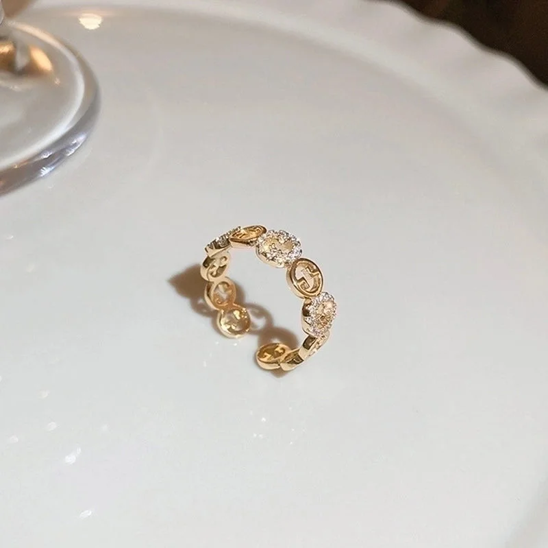 37# Open Ring-Golden Multi-Circle