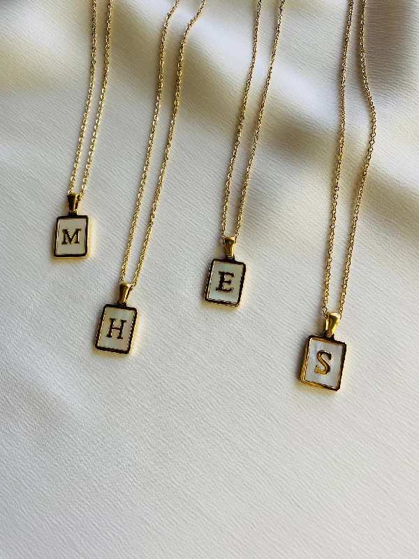 Personalized Gold Necklace-FRANKIE pearl letterplate necklace